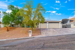 3041 Douglas Dr, Lake Havasu City, AZ 86404 - Photo 1