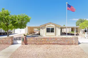 49554 Rainbow Dr, Quartzsite, AZ 85346 - Photo 1