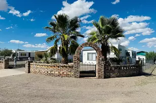 598 W Desert Dr, Quartzsite, AZ 85346 - Photo 1