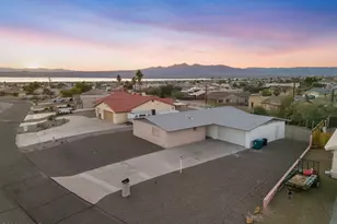 2735 Poseidon Dr, Lake Havasu City, AZ 86404 - Photo 1