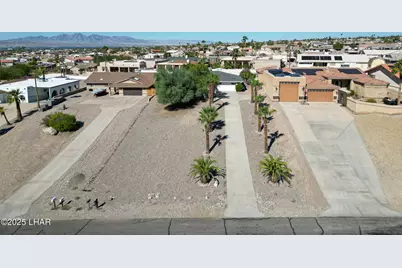 935 Paso Dr, Lake Havasu City, AZ 86406 - Photo 1