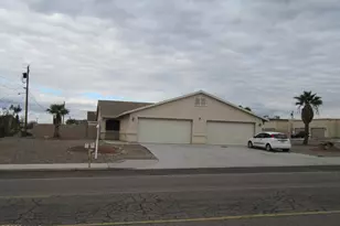 2411 N Kiowa Blvd N, Lake Havasu City, AZ 86403 - Photo 1