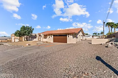 2981 Coconino Dr, Lake Havasu City, AZ 86406 - Photo 1
