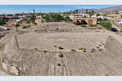 2001 Martinique Dr, Lake Havasu City, AZ 86406 - Photo 1