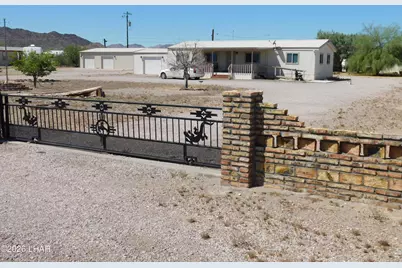 380 N Emelia Ave, Quartzsite, AZ 85346 - Photo 1