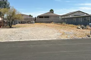 800 Roadrunner Dr, Bullhead City, AZ 86442 - Photo 1