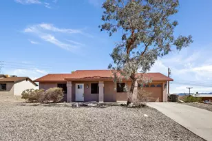 3330 Dolphin Dr, Lake Havasu City, AZ 86406 - Photo 1