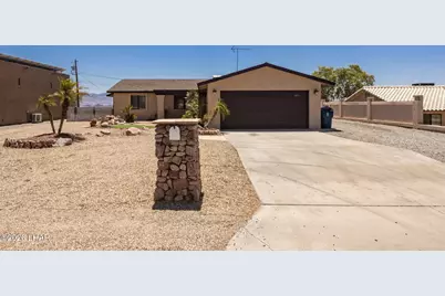 665 Mohican Dr, Lake Havasu City, AZ 86406 - Photo 1