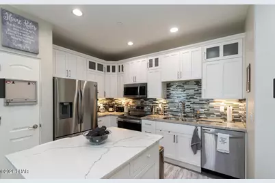 490 N Lake Havasu Ave N #B, Lake Havasu City, AZ 86403 - Photo 1