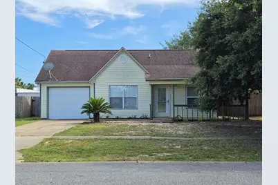 2289 Estate Circle, Navarre, FL 32566 - Photo 1