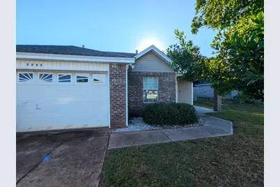 2257 Estate Circle, Navarre, FL 32566 - Photo 1