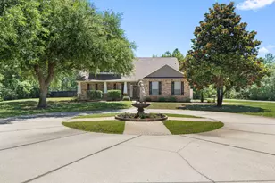 1876 Edgewood Dr, Navarre, FL 32566 - Photo 1