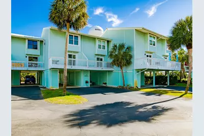 8522 Gulf Boulevard #APT 19, Navarre, FL 32566 - Photo 1