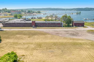 509 Lake St, Ludington, MI 49431 - Photo 9