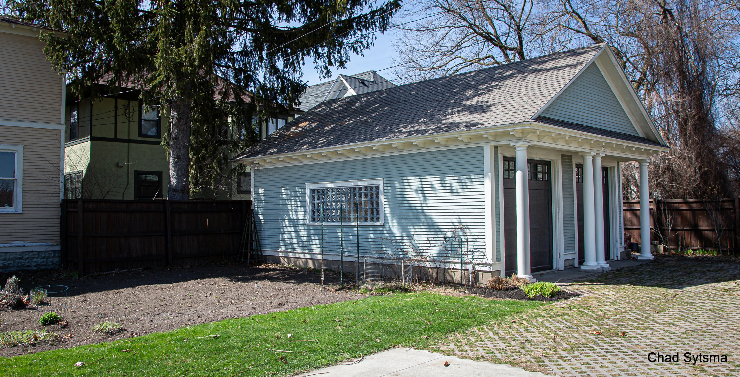 703 Madison Ave, Grand Rapids MI  49503-5315 exterior