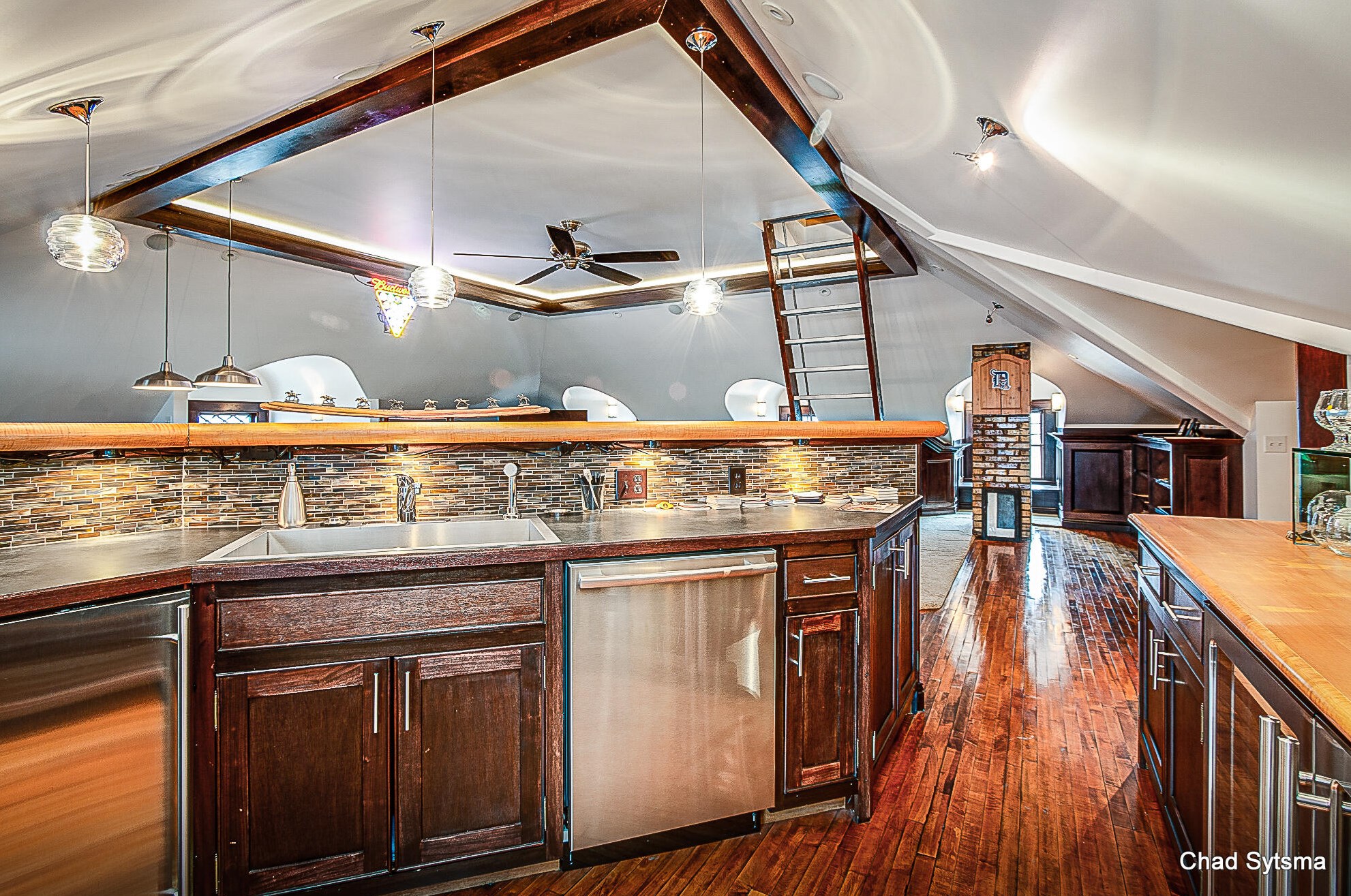 703 Madison Ave, Grand Rapids MI  49503-5315 exterior