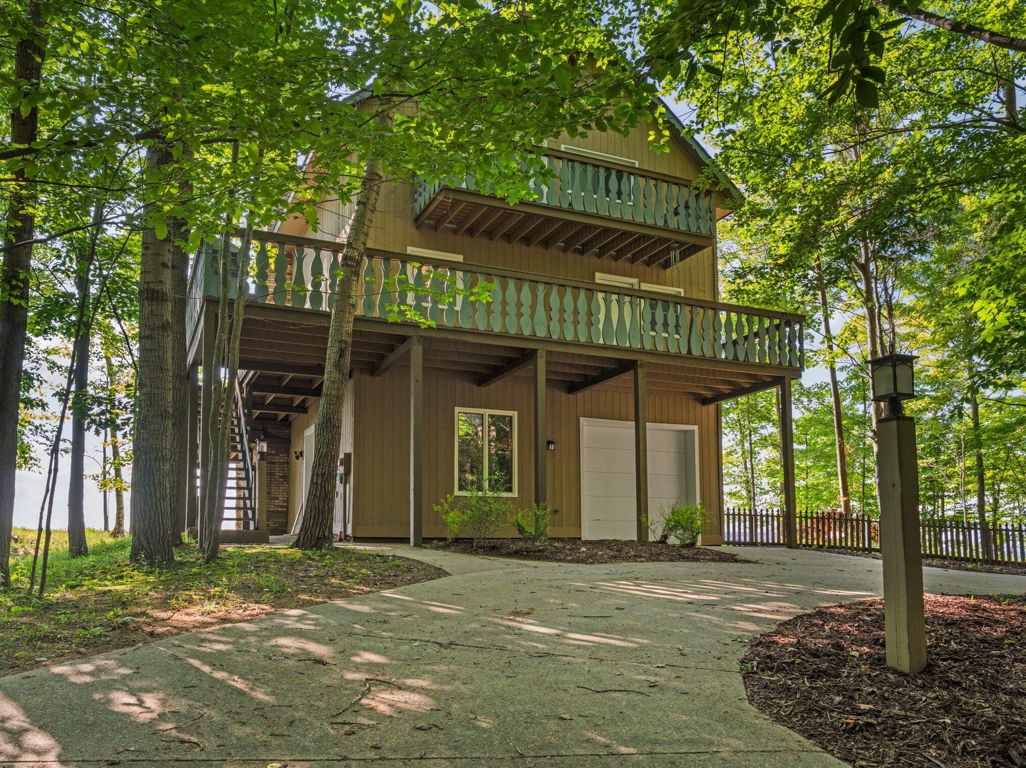 5018 Fox Farm Rd, Stronach MI 49660-9538 exterior