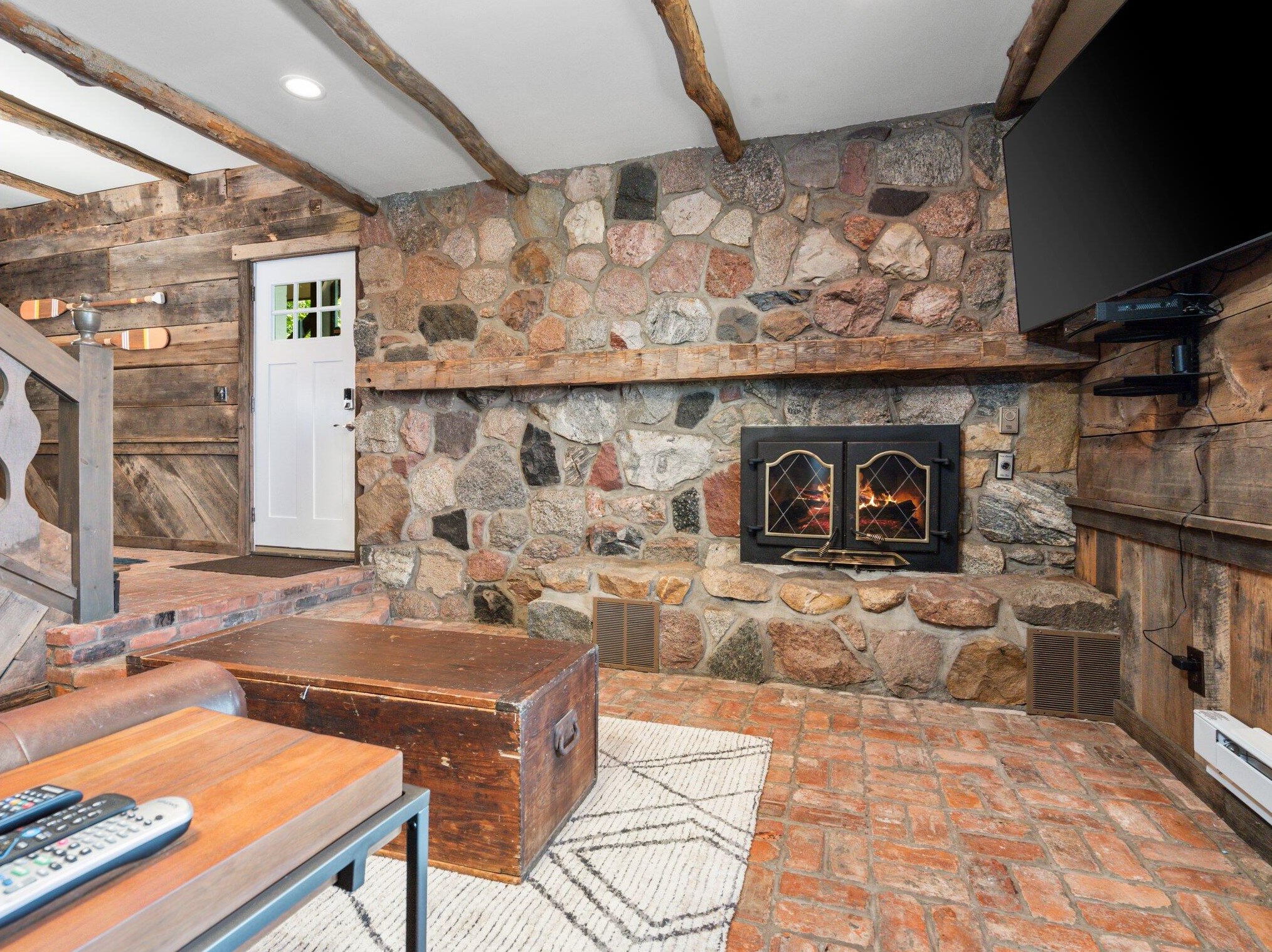 5018 Fox Farm Rd, Stronach MI 49660-9538 exterior