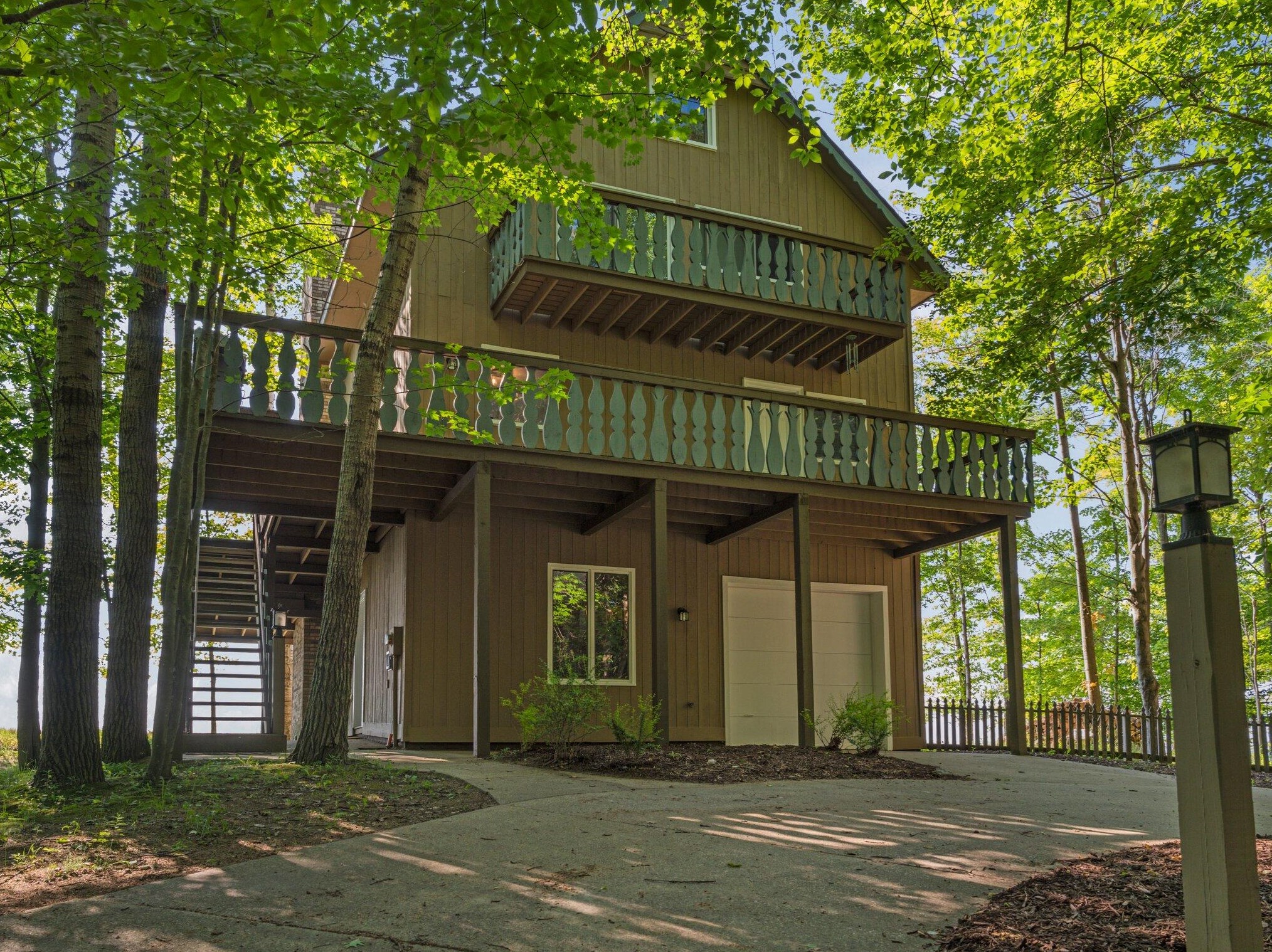 5018 Fox Farm Rd, Stronach MI 49660-9538 exterior