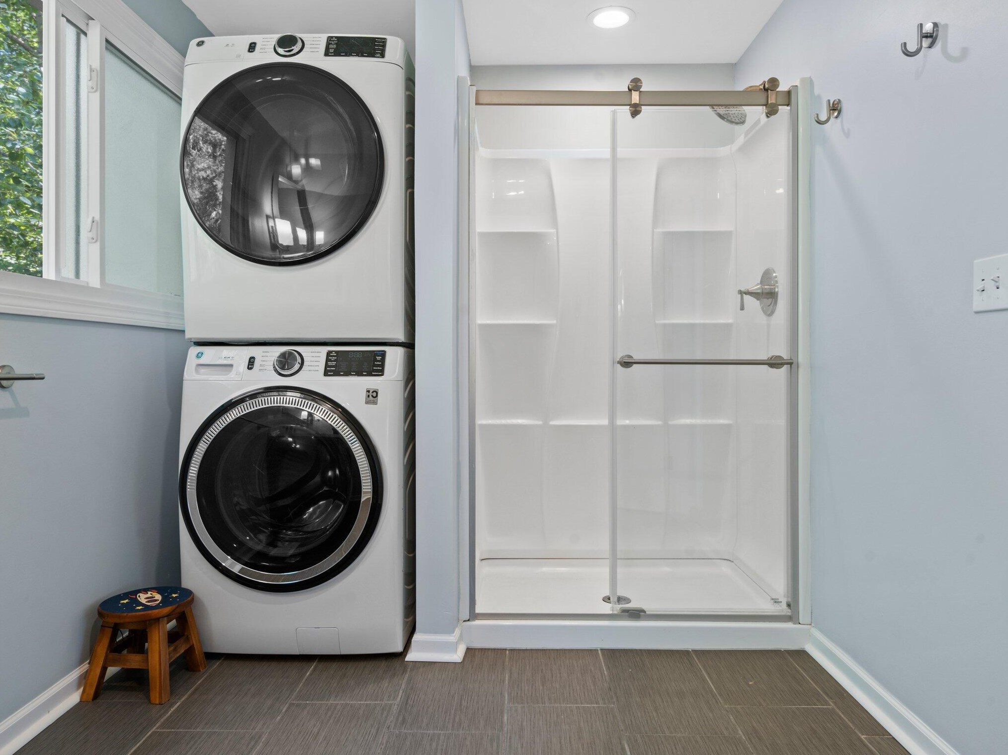 5018 Fox Farm Rd, Stronach MI 49660-9538 exterior