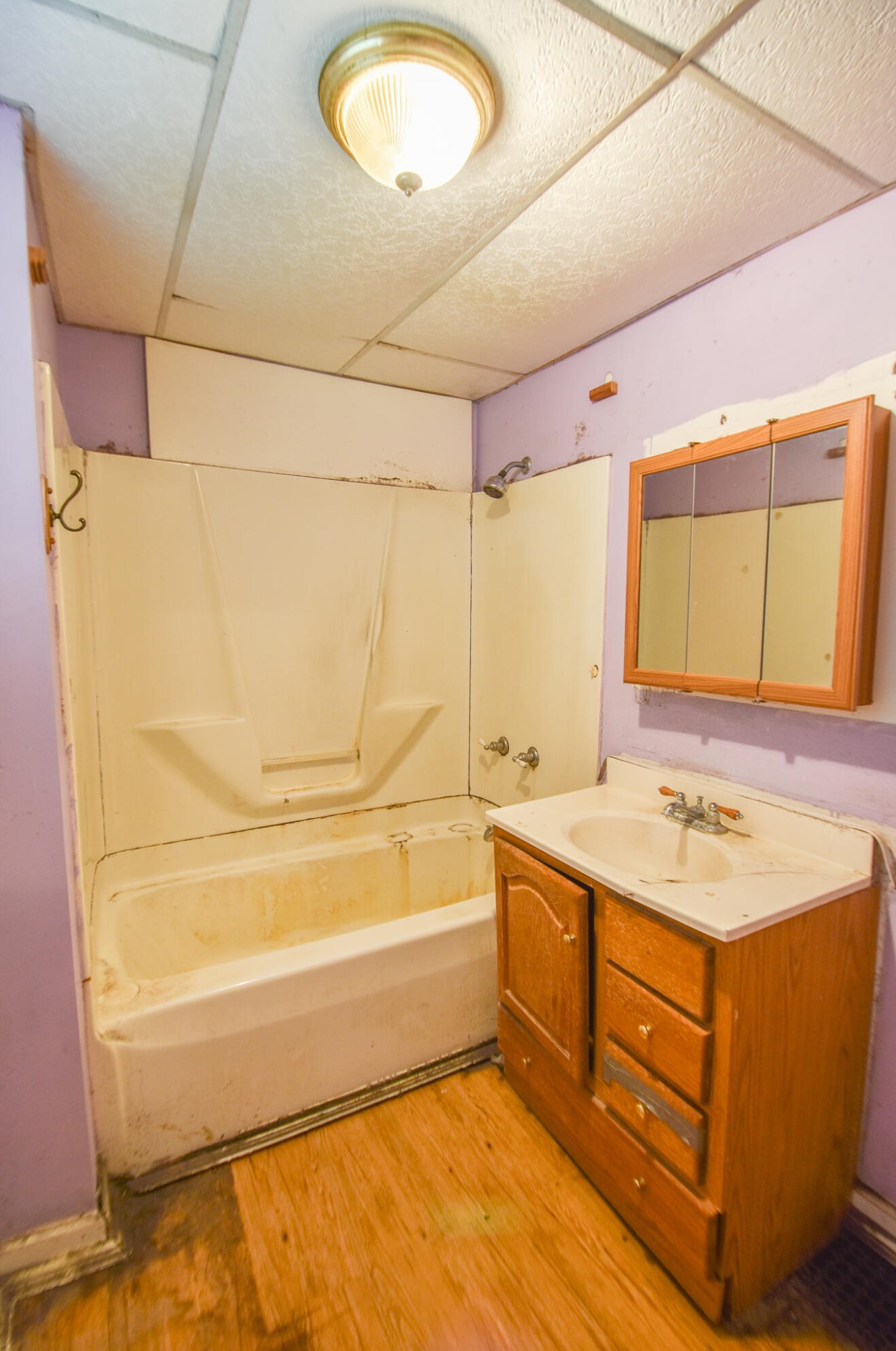 90 Pierce St, Coldwater MI 49036-1338 exterior