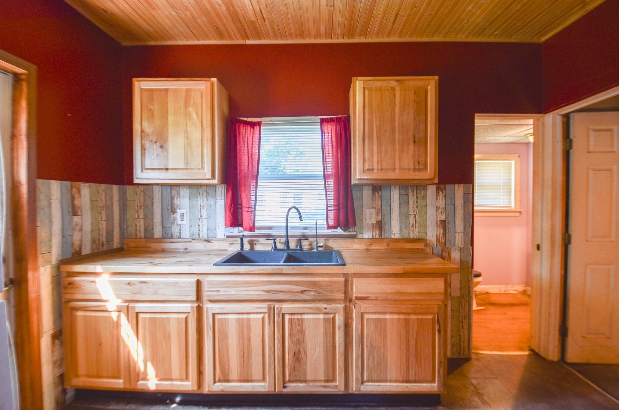 90 Pierce St, Coldwater MI 49036-1338 exterior