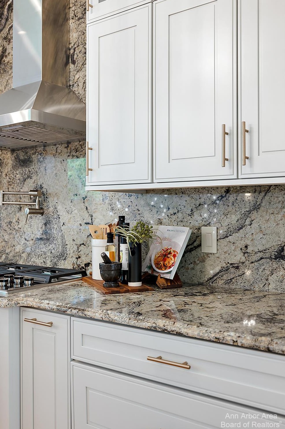 1358 Arlington Blvd, Ann Arbor MI  48104-4028 exterior