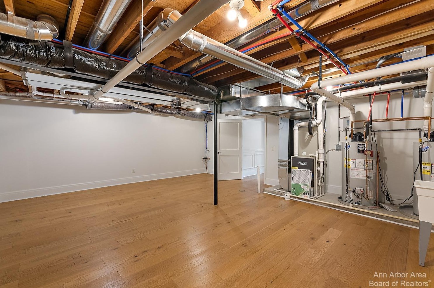 1358 Arlington Blvd, Ann Arbor MI  48104-4028 exterior