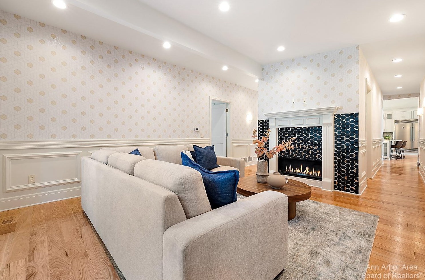 1358 Arlington Blvd, Ann Arbor MI  48104-4028 exterior