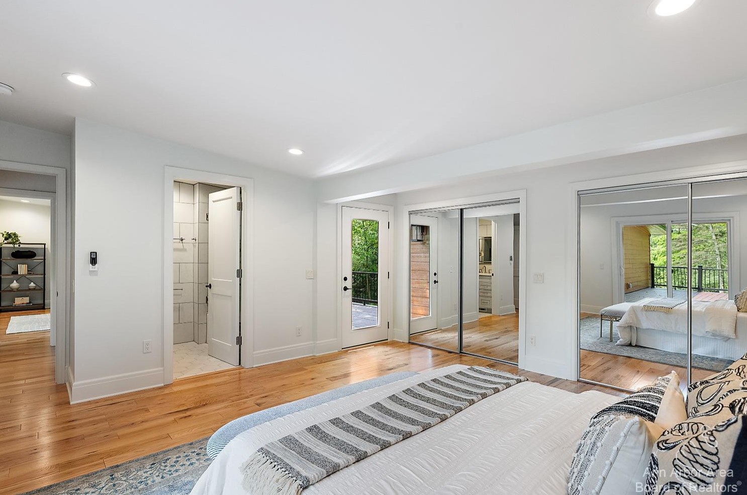 1358 Arlington Blvd, Ann Arbor MI  48104-4028 exterior