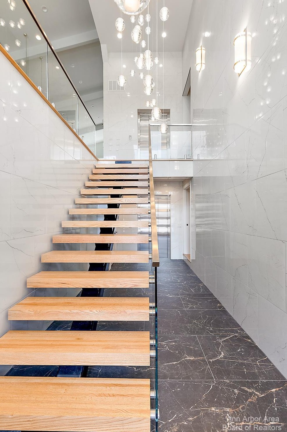 1358 Arlington Blvd, Ann Arbor MI  48104-4028 exterior