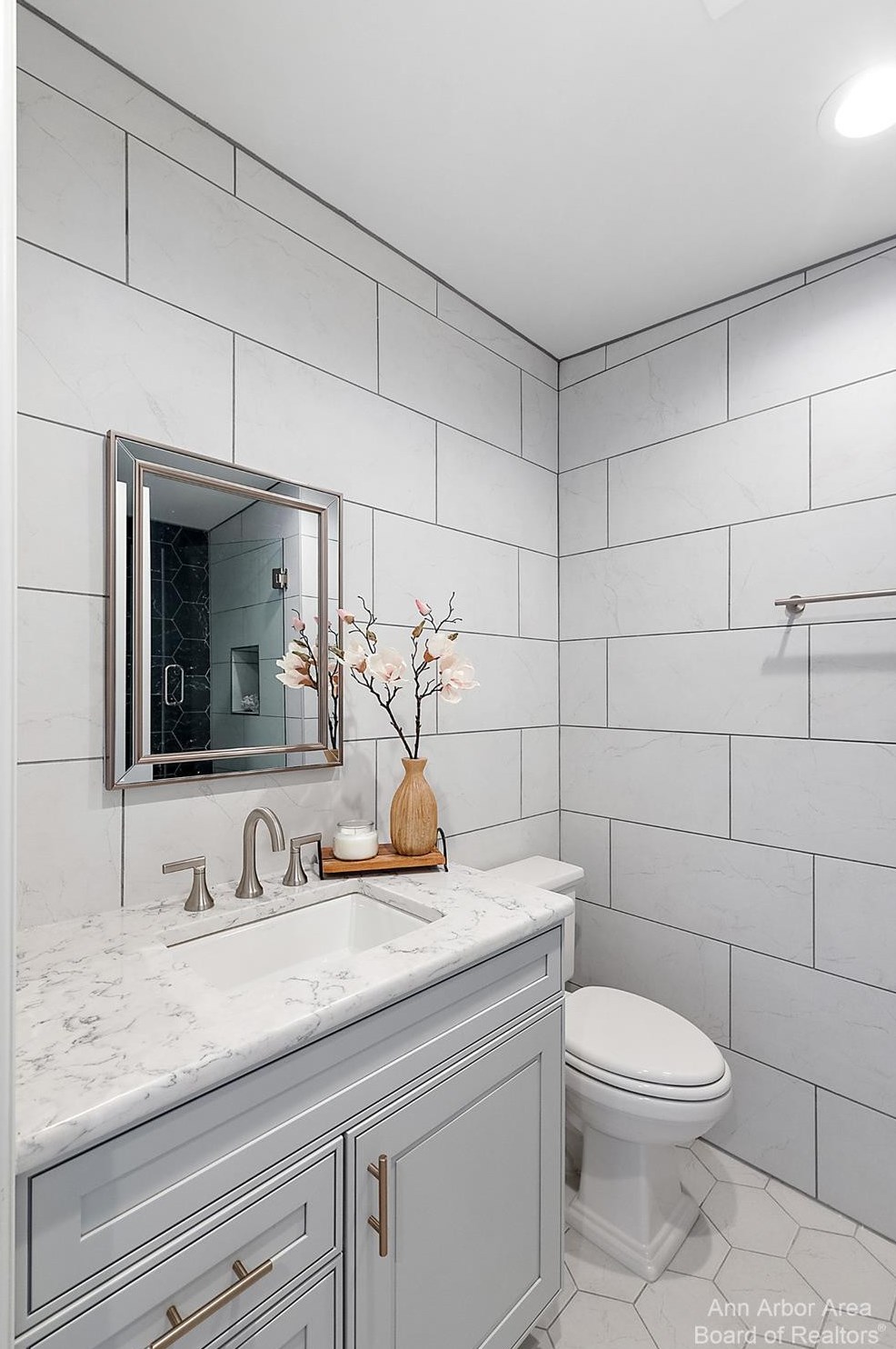 1358 Arlington Blvd, Ann Arbor MI  48104-4028 exterior