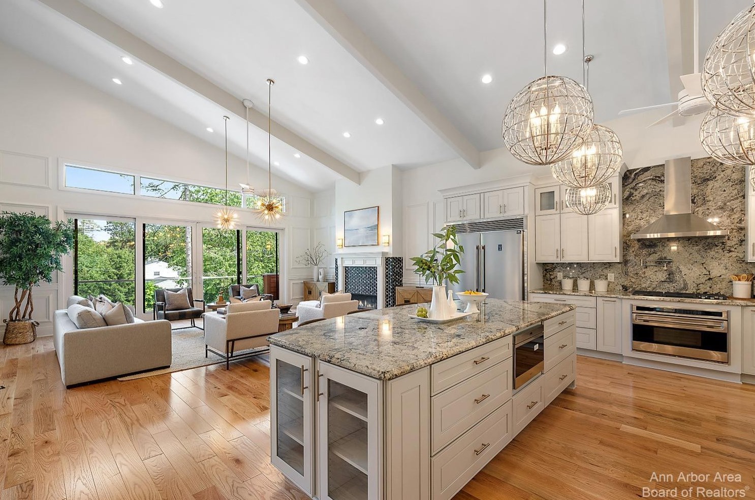 1358 Arlington Blvd, Ann Arbor MI  48104-4028 exterior