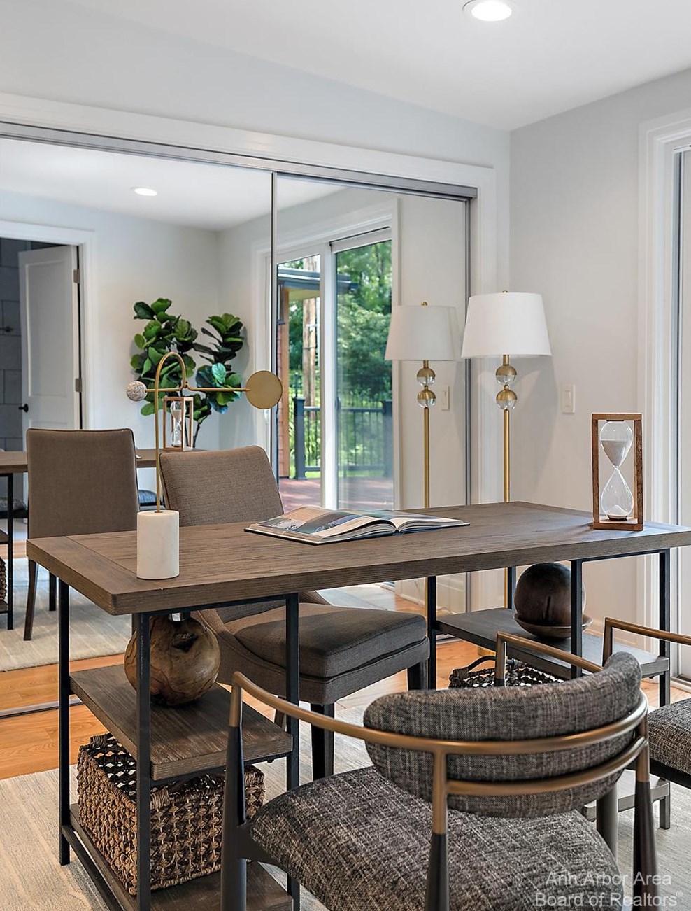 1358 Arlington Blvd, Ann Arbor MI  48104-4028 exterior