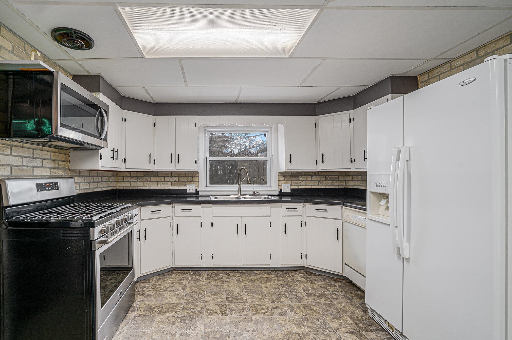 14213 On Ave, Climax MI  49034-9741 exterior