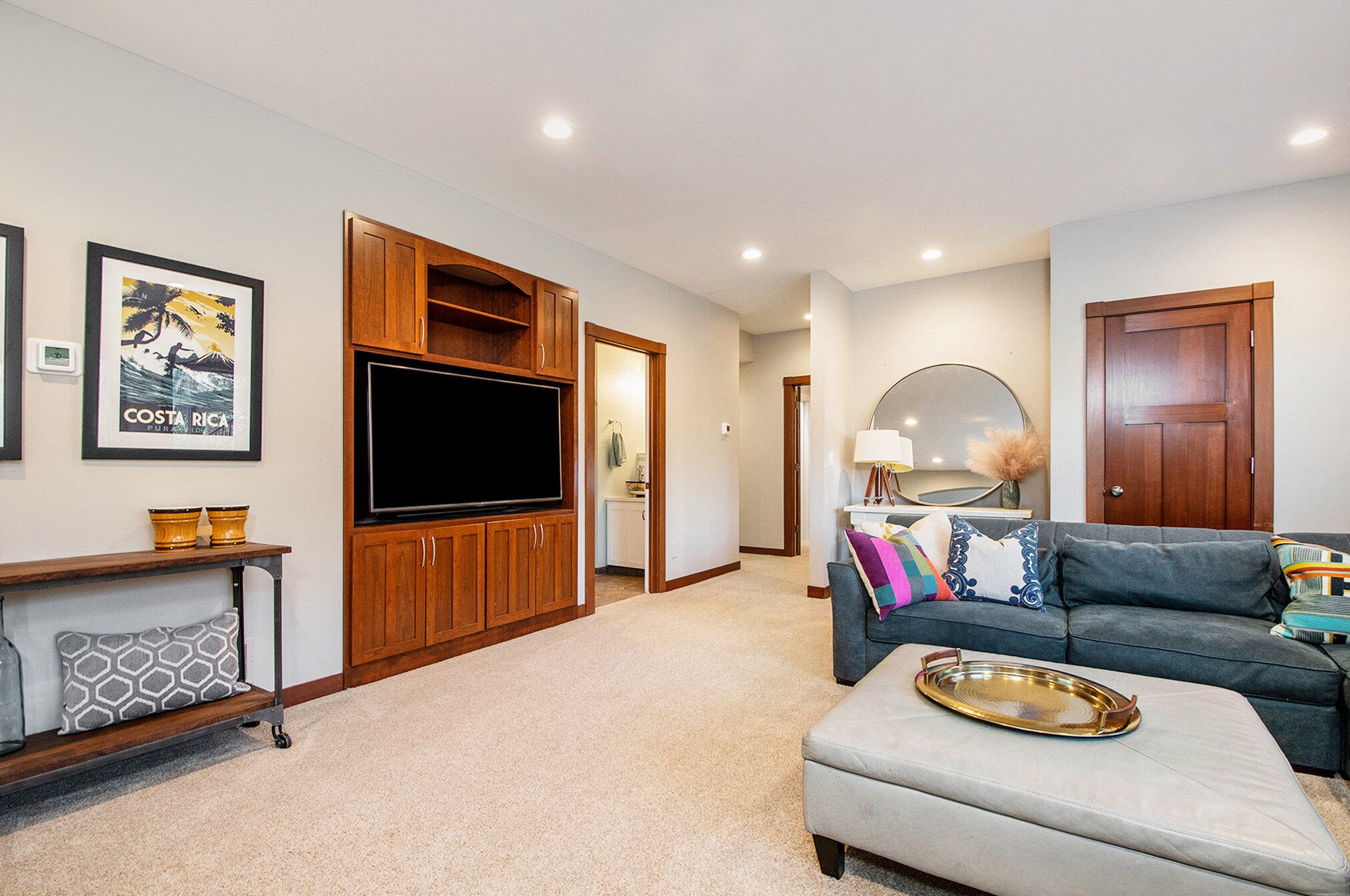 8134 Crancreek Dr, Ada MI 49301-8898 exterior