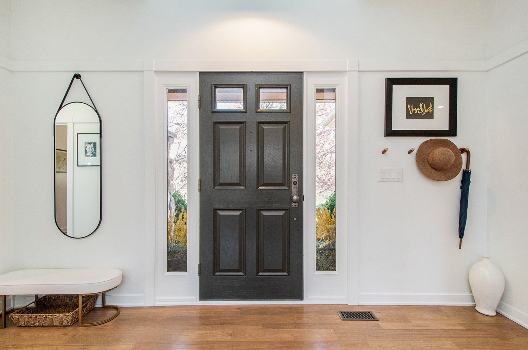 8134 Crancreek Dr, Ada MI 49301-8898 exterior