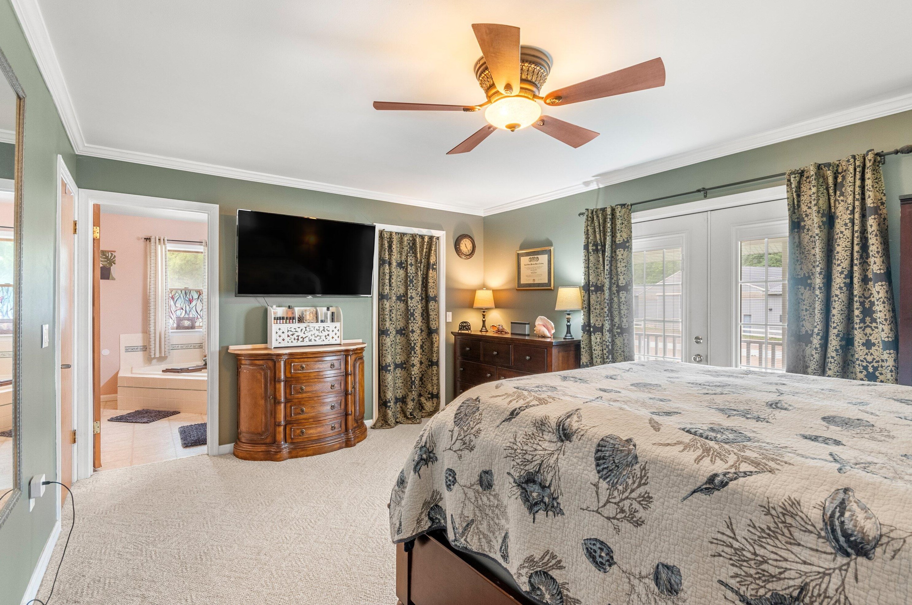 1300 Monroe Rd, Tecumseh MI 49286-9728 exterior