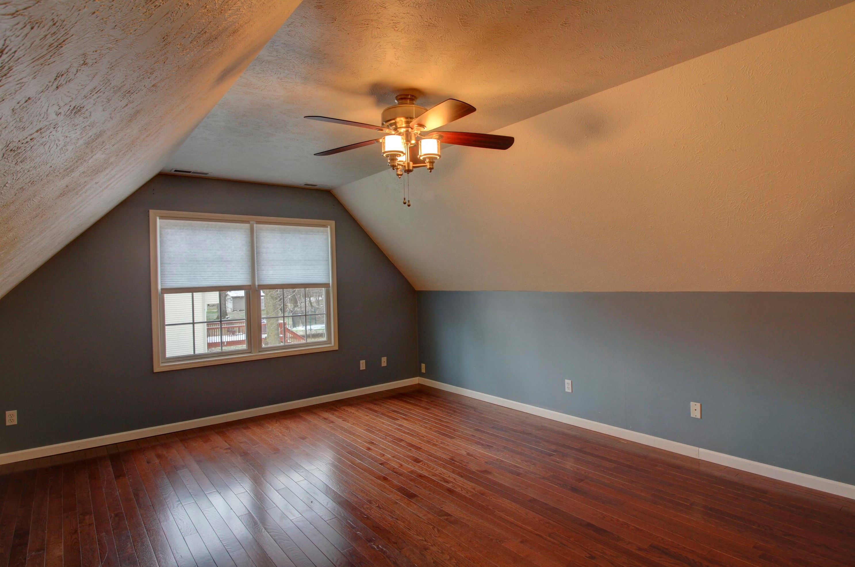 2046 Elwood Blvd, Spring Arbor MI 49283-9682 exterior