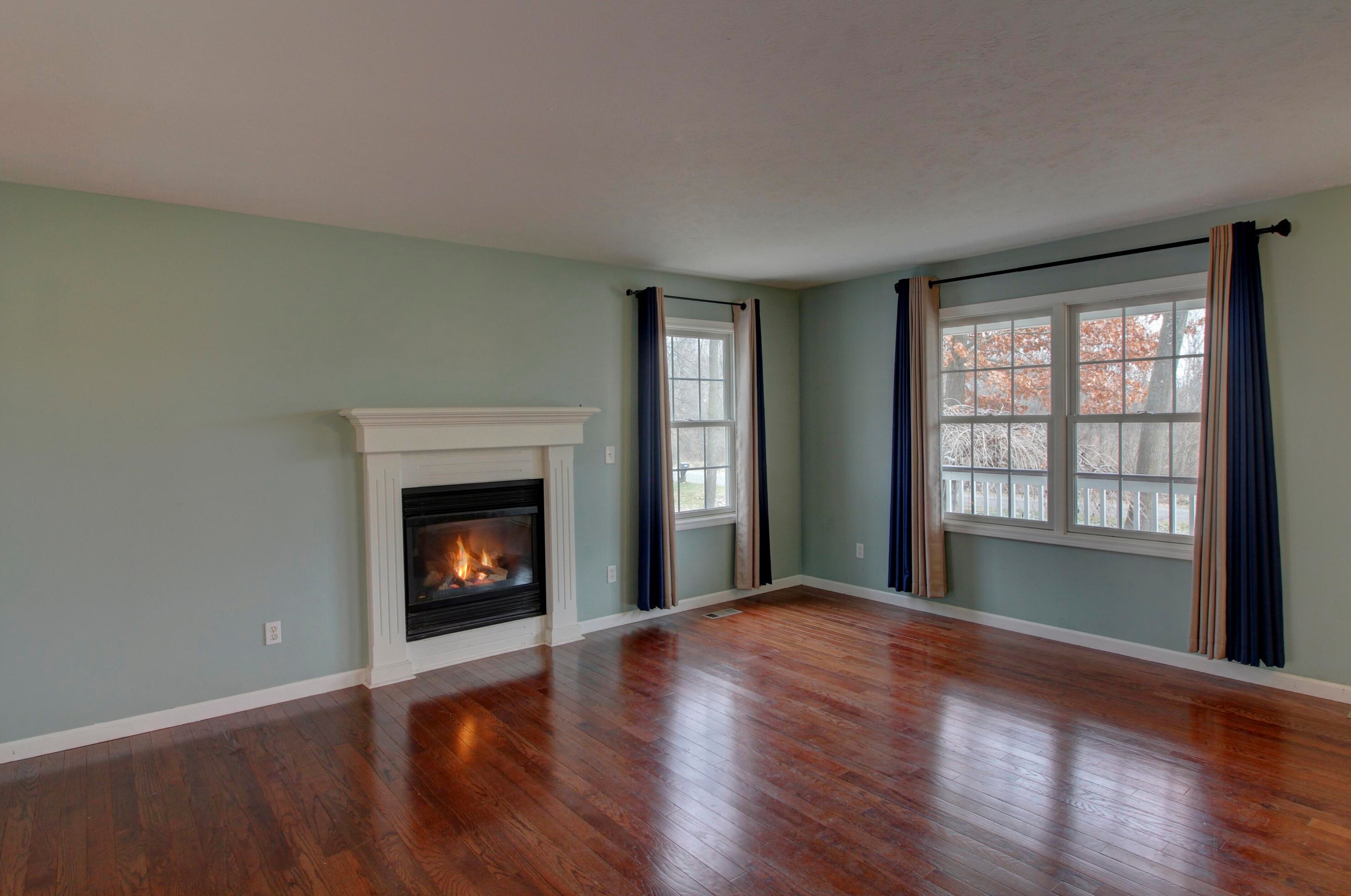 2046 Elwood Blvd, Spring Arbor MI 49283-9682 exterior