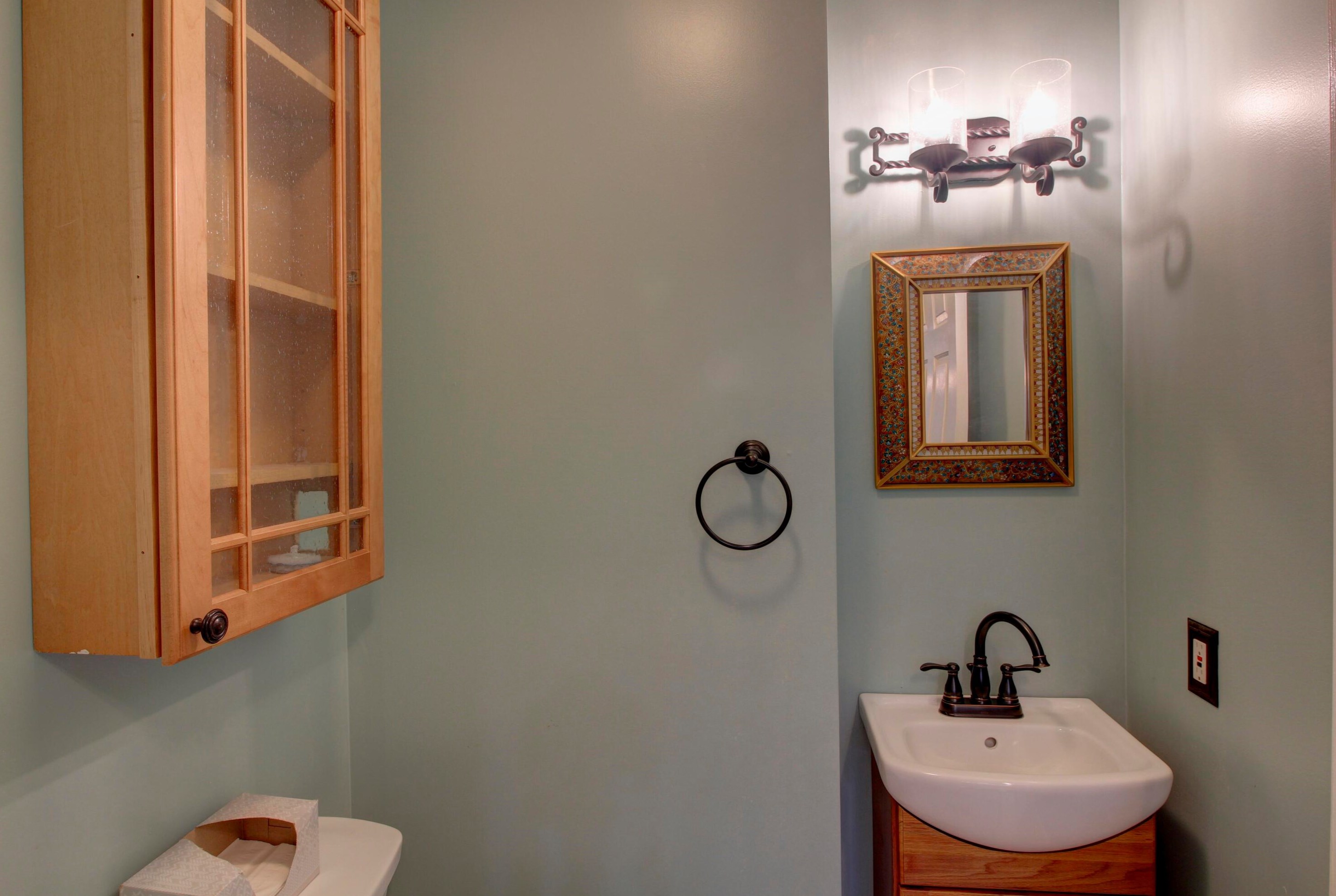 2046 Elwood Blvd, Spring Arbor MI 49283-9682 exterior