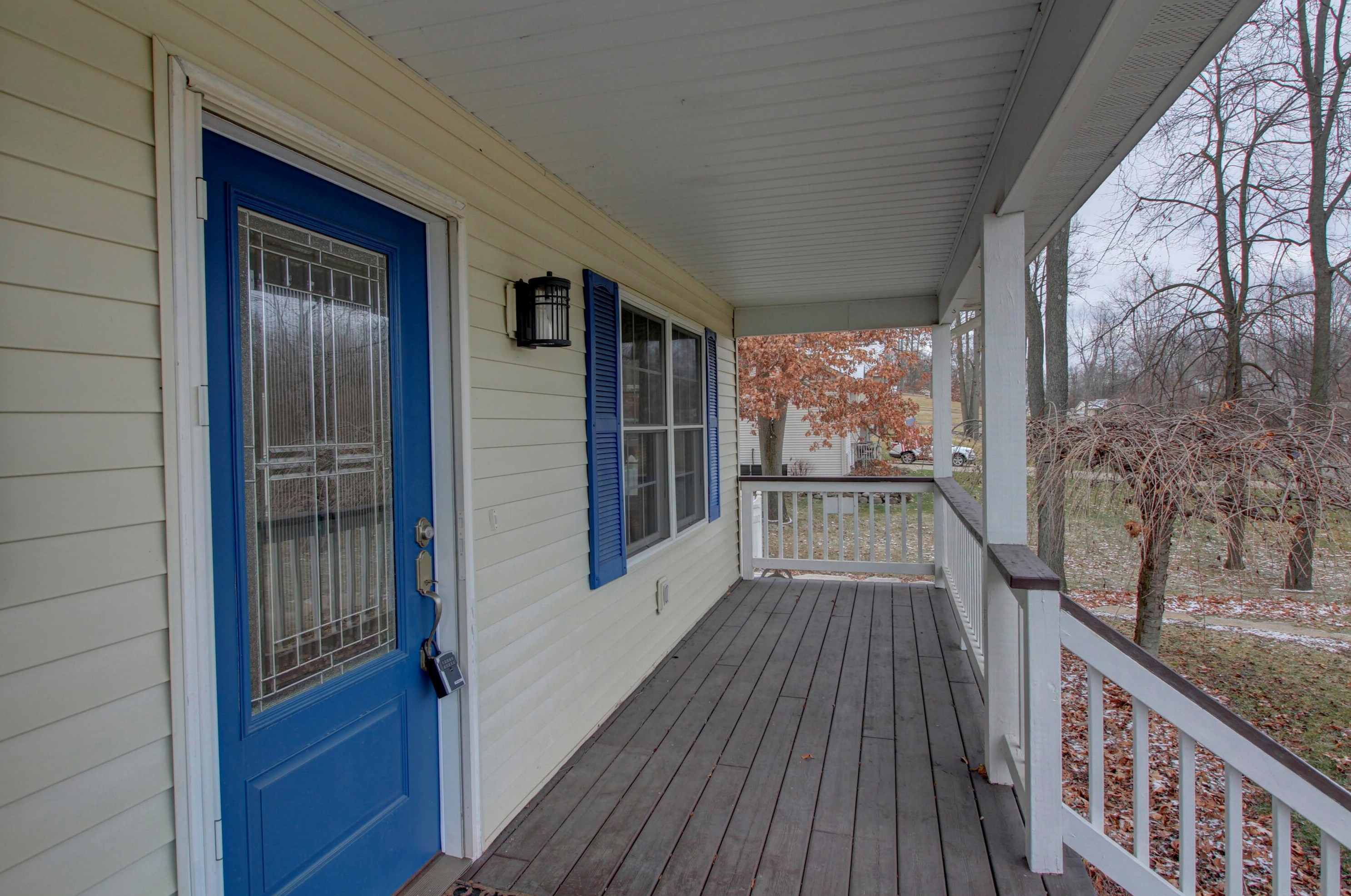 2046 Elwood Blvd, Spring Arbor MI 49283-9682 exterior