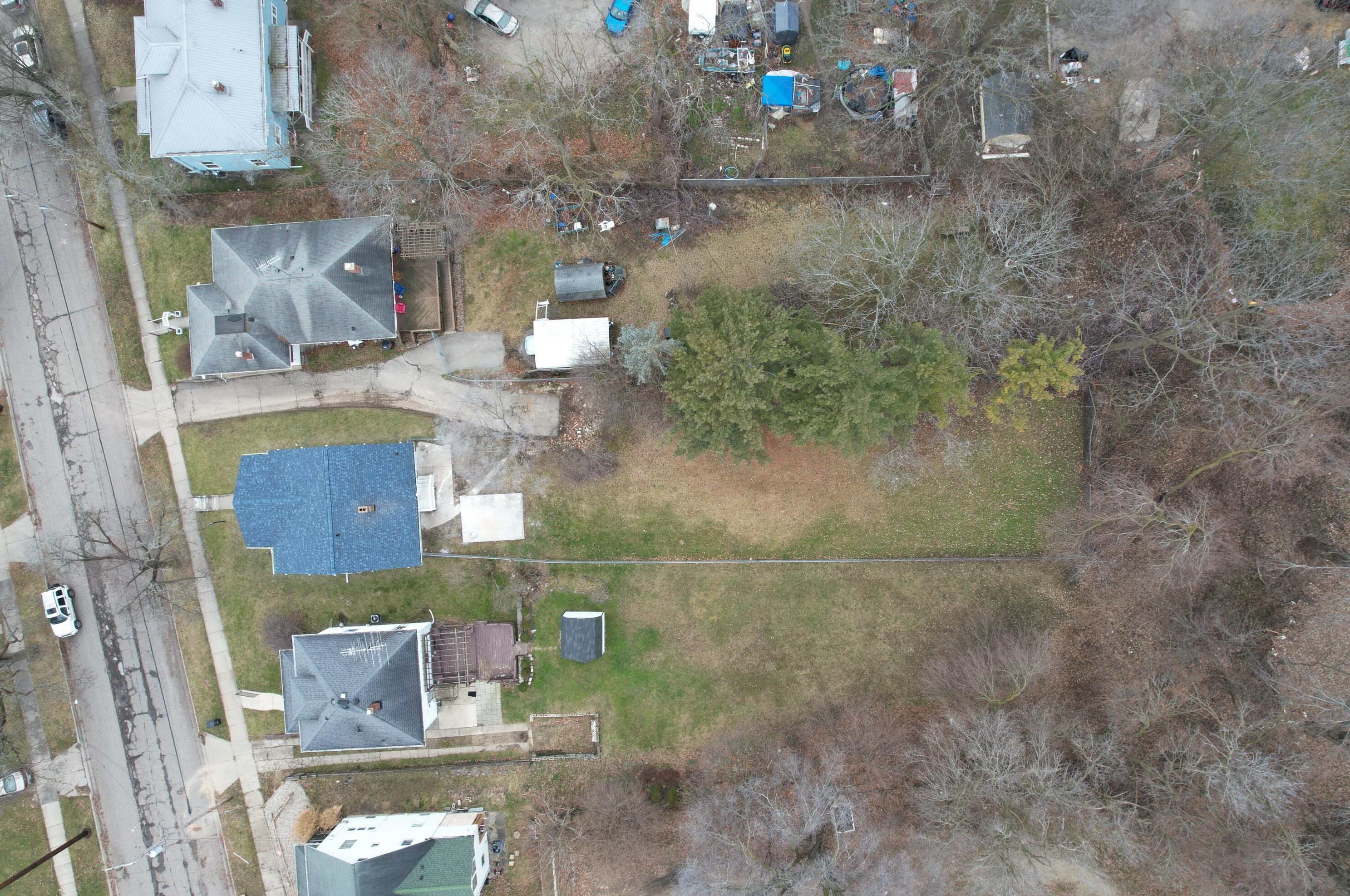 814 Burr St, Jackson MI  49201-1702 exterior