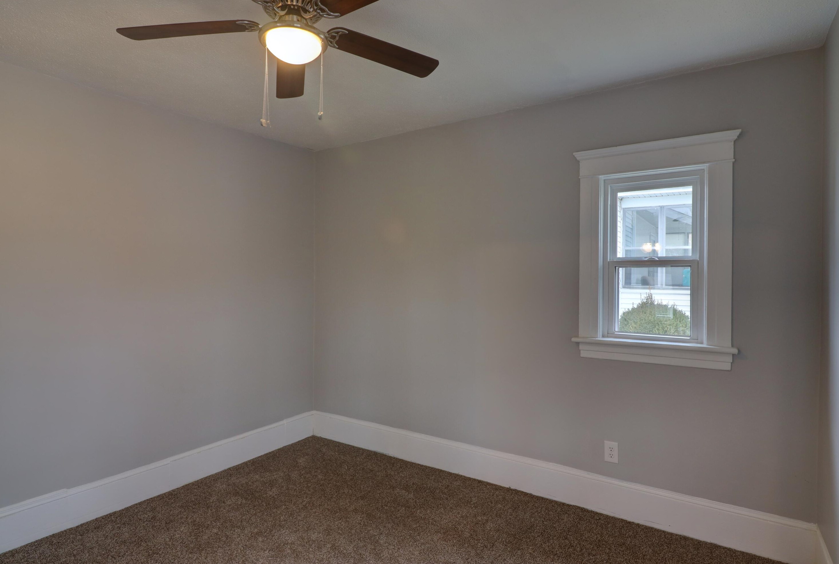 814 Burr St, Jackson MI  49201-1702 exterior