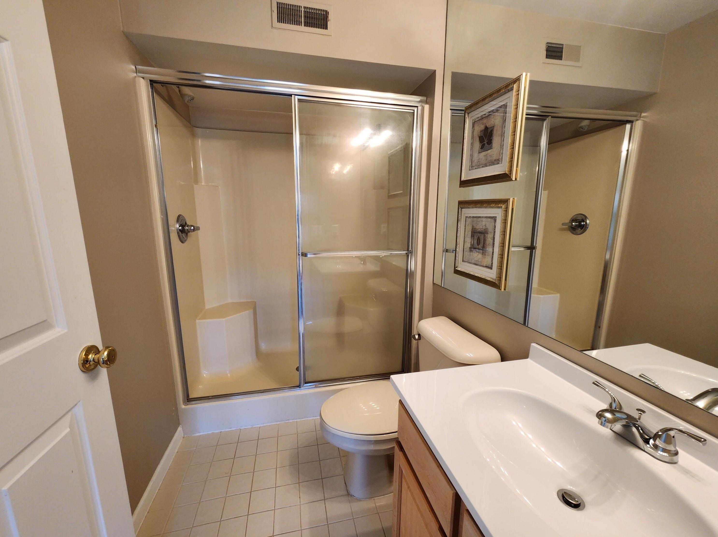 1956 Lindsay Ln, Ann Arbor MI 48104-4168 exterior