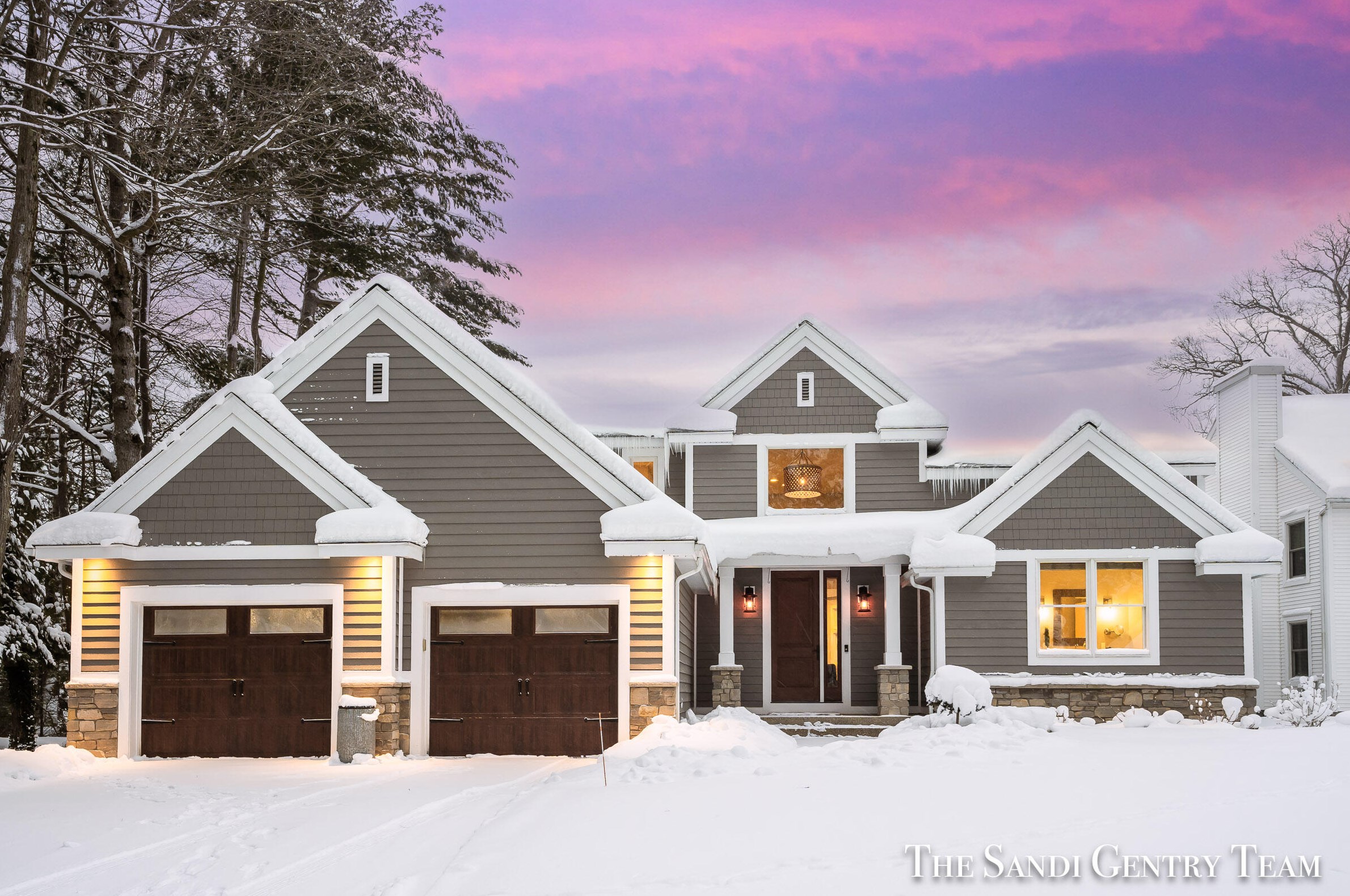 18941 Fruitport Rd, Spring Lake MI  49456-1162 exterior