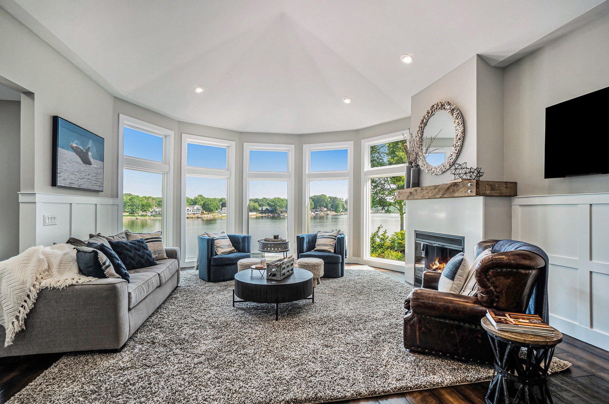 18941 Fruitport Rd, Spring Lake MI  49456-1162 exterior