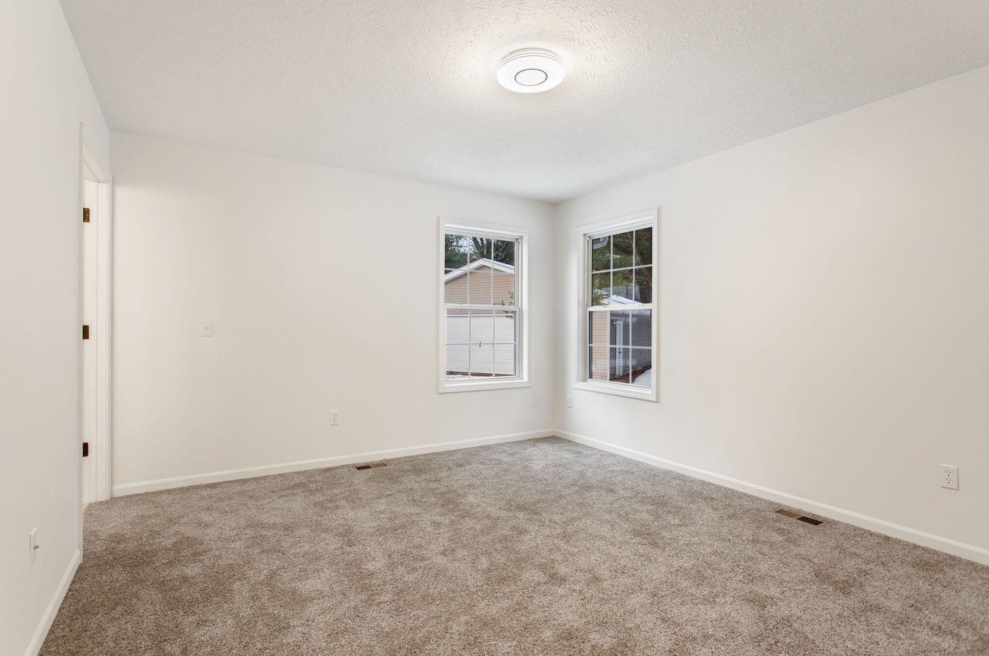 332 Densmore St, Meskegon MI  49442-1511 exterior