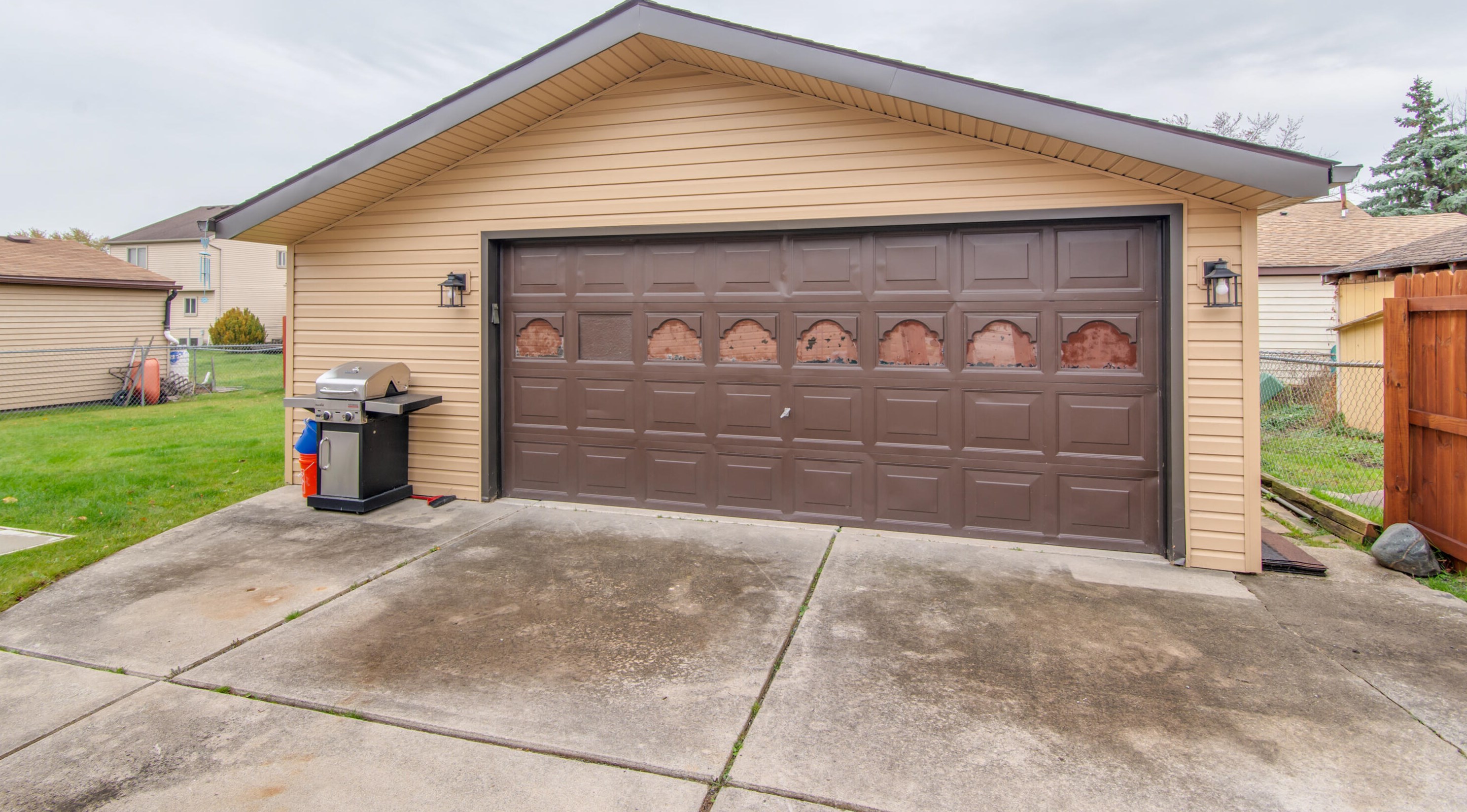 25696 Norvell St, New Baltimore MI 48051-2834 exterior