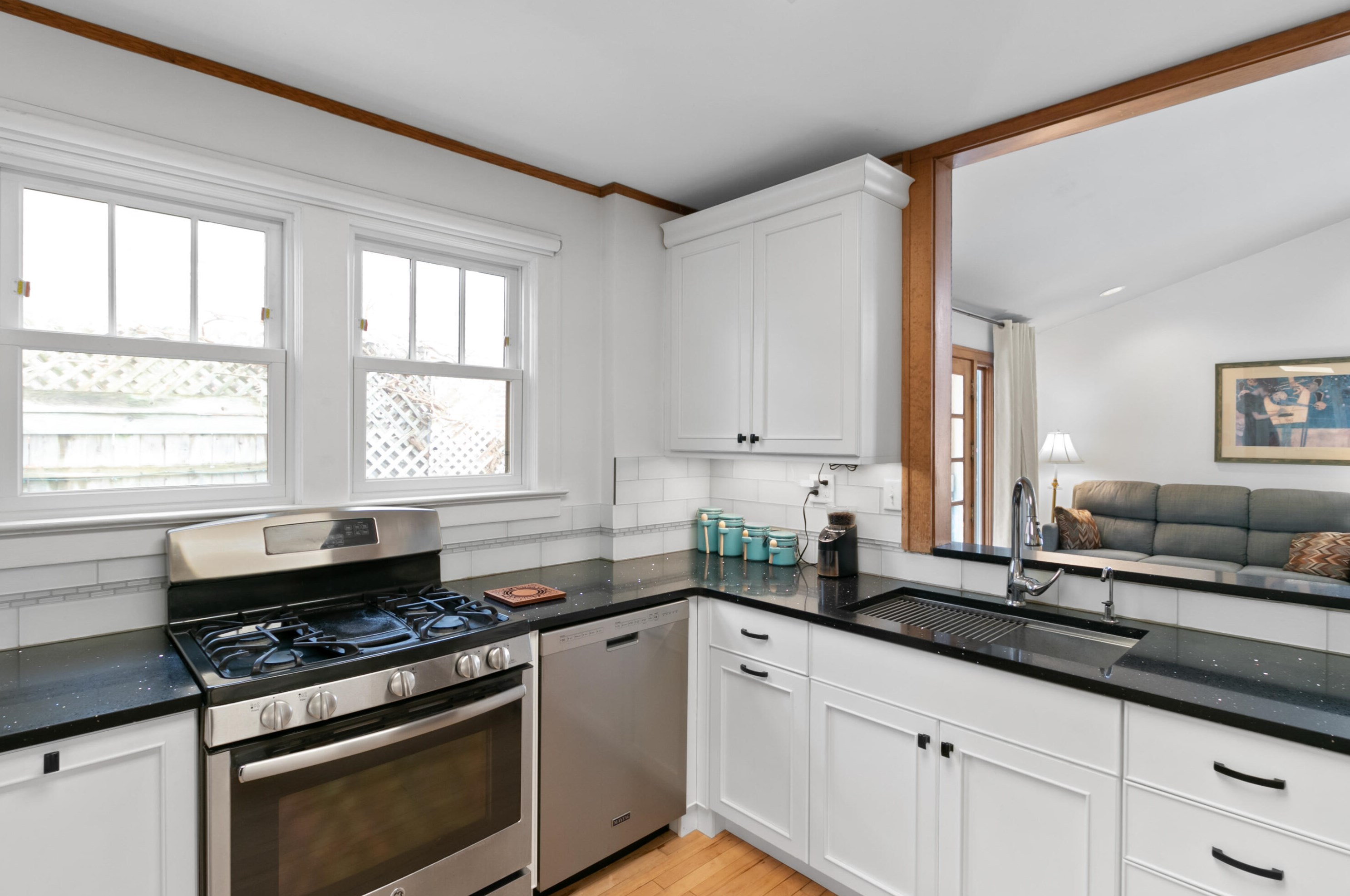 1608 Dexter Ave, Ann Arbor MI 48103-4005 exterior